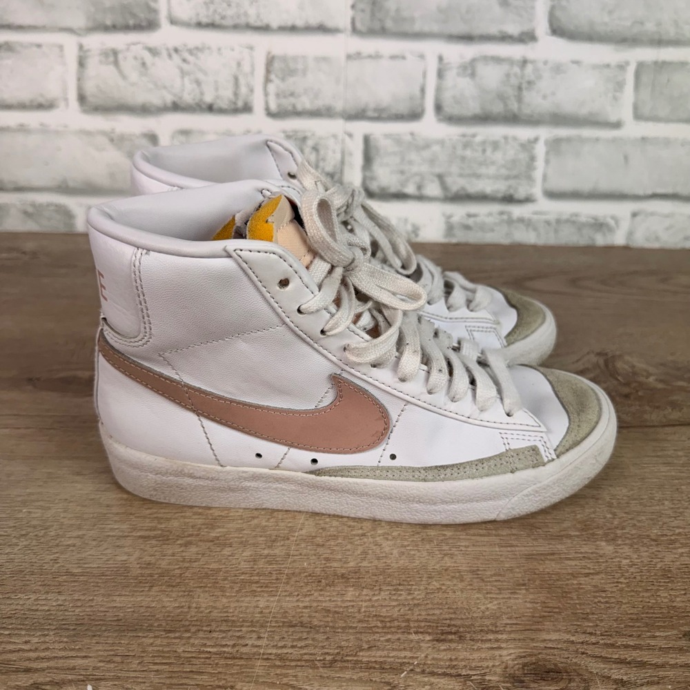 Nike Blazer Mid 77 High Top Rose Gold White Kids 5.5Y - Picture 2 of 7